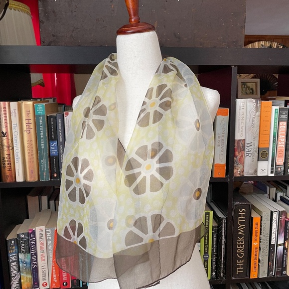 vintage scarf - Picture 2 of 6